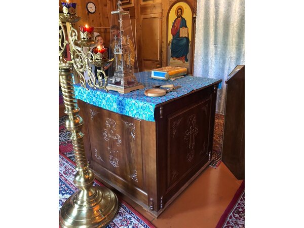 Облачение на престол церковный, резной крест из дерева, фото 
