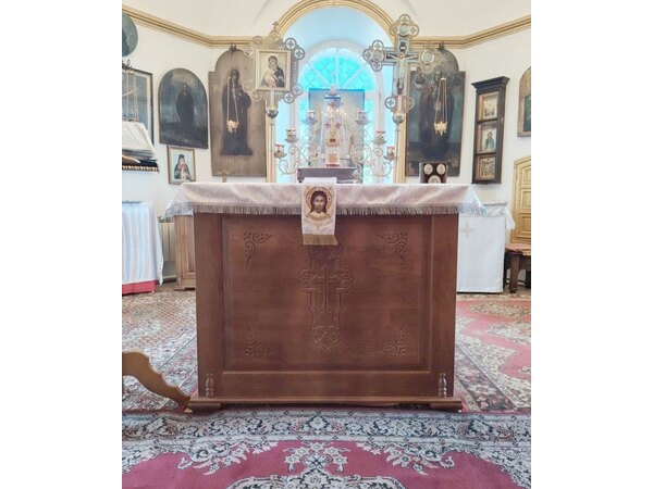 Облачение на престол церковный, резной крест из дерева, фото 